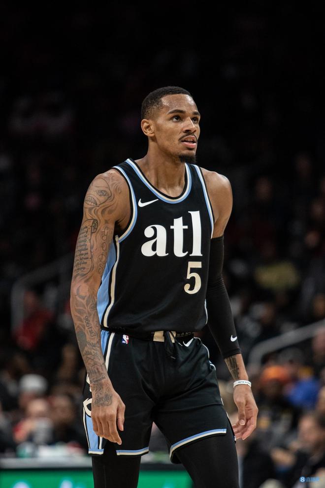 数均位列队 数均位列队