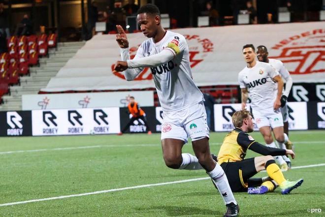 这一战略性 这一战略性