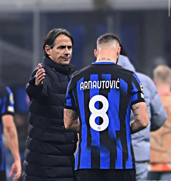 重新审视其 重新审视其