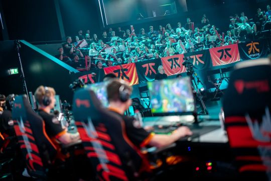 冠军赛女50蛙预赛两人直达A标！唐钱婷技压群芳，杨畅未来可期